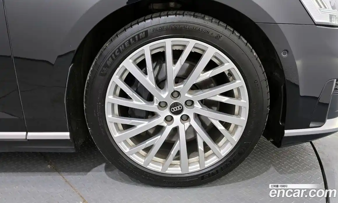 Audi A8 2021 3.0 Автомат в Москве № 196512, фото 4