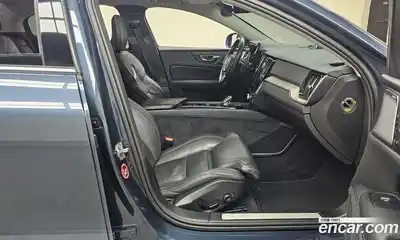 Volvo S60 2021 2.0 Автомат в Москве № 197109, миниатюра 12