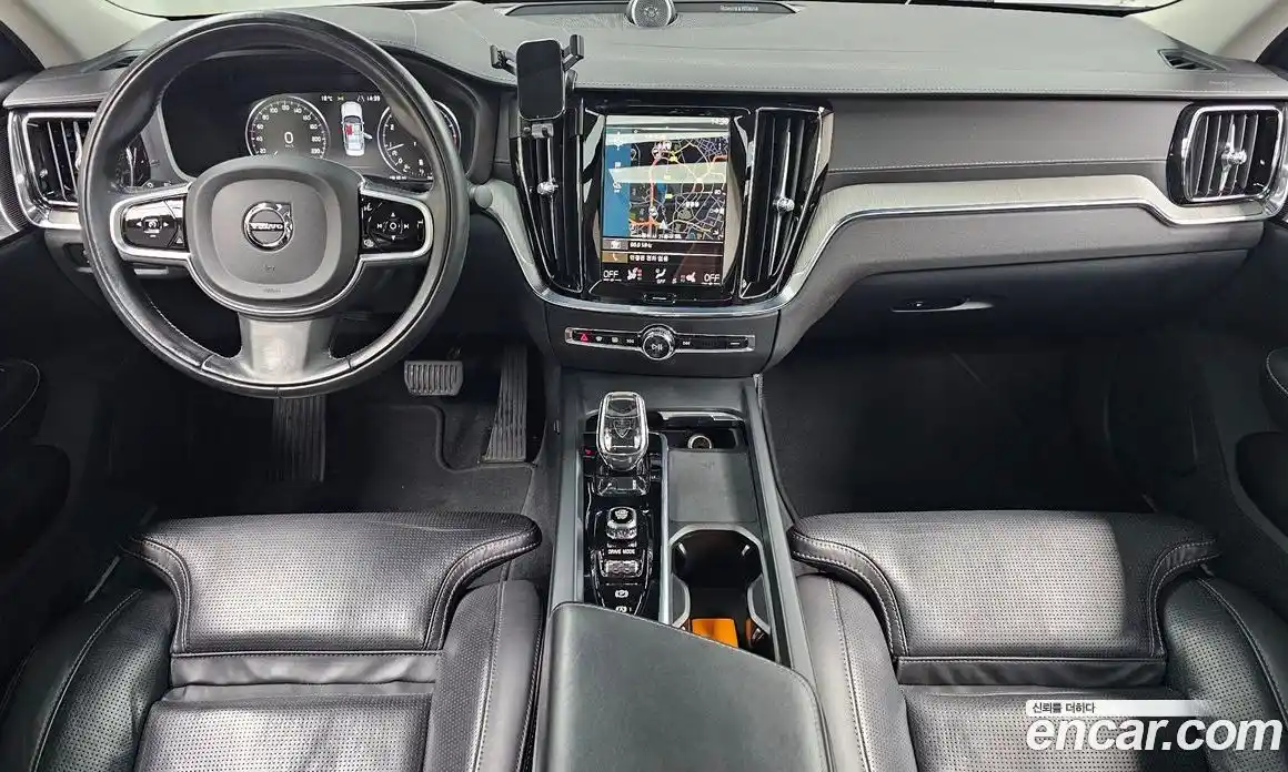 Volvo S60 2021 2.0 Автомат в Москве № 197109, фото 3