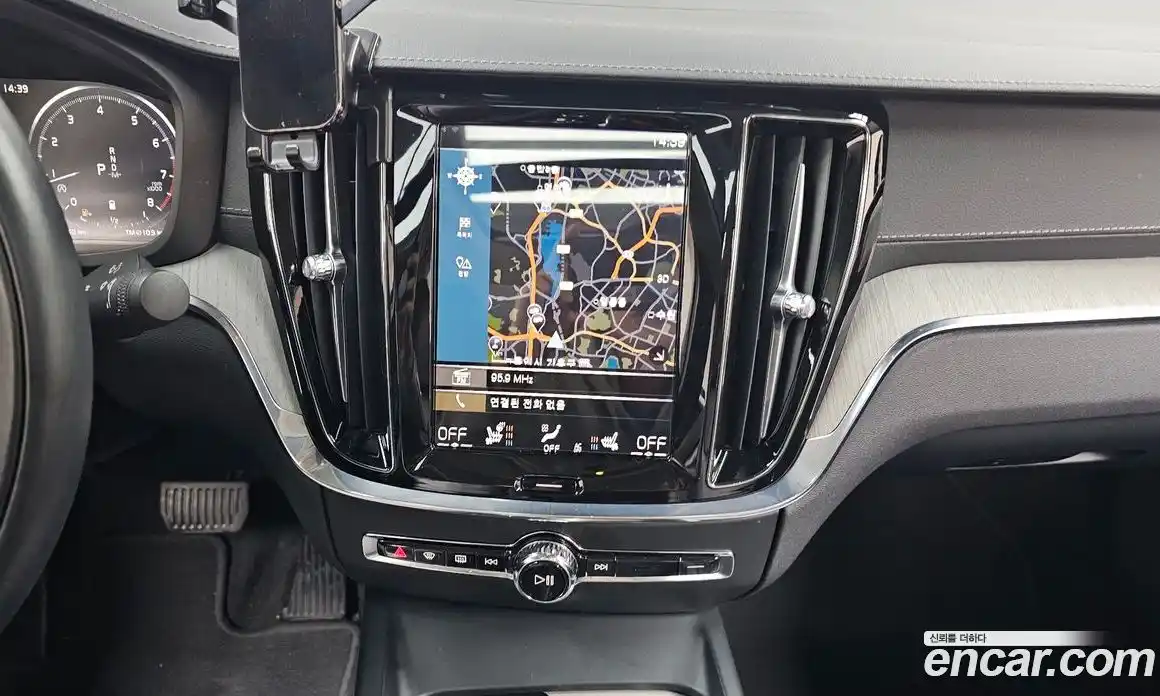 Volvo S60 2021 2.0 Автомат в Москве № 197109, фото 6