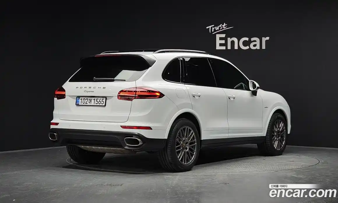 Porsche Cayenne 2017 3.0 Автомат в Москве № 197553, фото 11