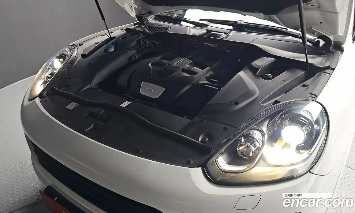 Porsche Cayenne 2017 3.0 Автомат в Москве № 197553, фото 12