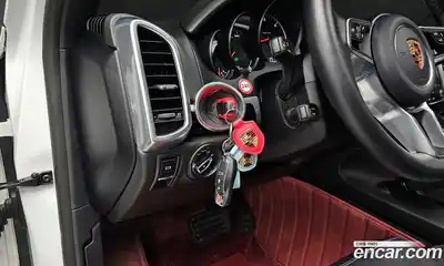 Porsche Cayenne 2017 3.0 Автомат в Москве № 197553, миниатюра 4