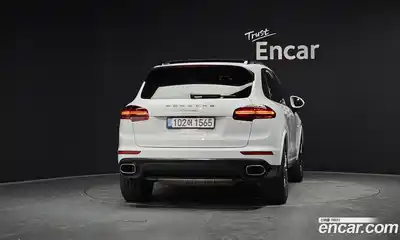 Porsche Cayenne 2017 3.0 Автомат в Москве № 197553, миниатюра 9