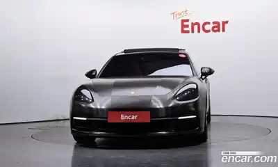 Porsche Panamera 2018 3.0 Автомат в Москве № 197625, миниатюра 2