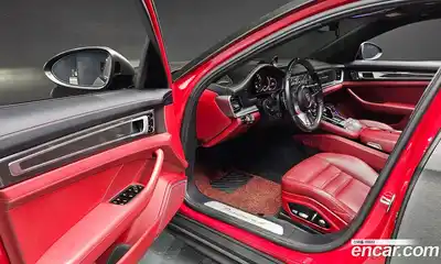 Porsche Panamera 2018 3.0 Автомат в Москве № 197625, миниатюра 9