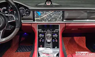 Porsche Panamera 2018 3.0 Автомат в Москве № 197625, миниатюра 10
