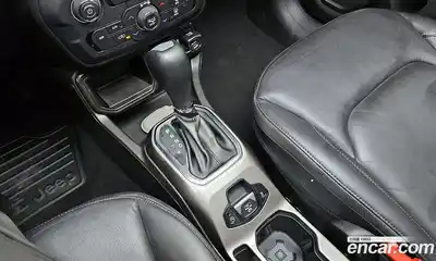 Jeep Renegade 2022 1.3 Автомат в Москве № 199480, миниатюра 3