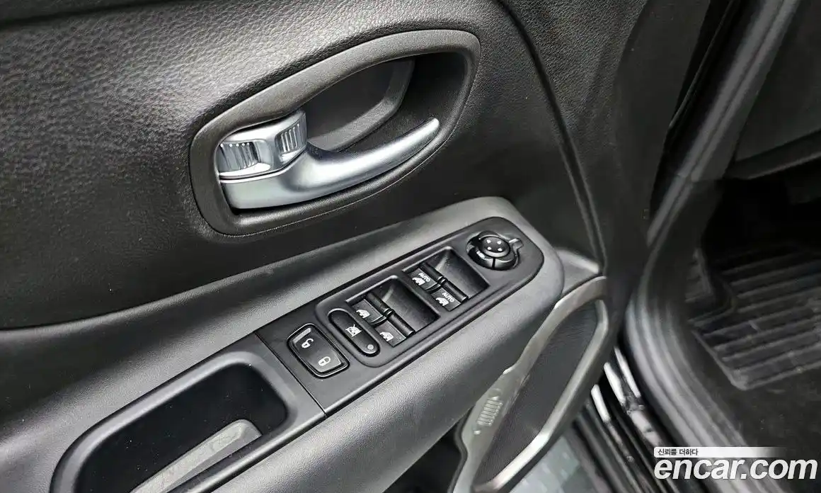 Jeep Renegade 2022 1.3 Автомат в Москве № 199480, фото 4