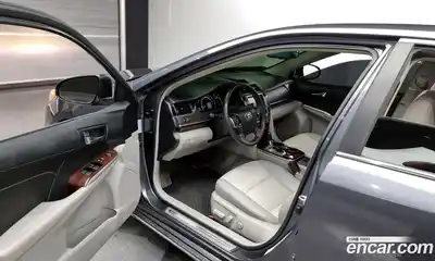 Toyota Camry 2013 3.5 Автомат в Москве № 199626, миниатюра 9