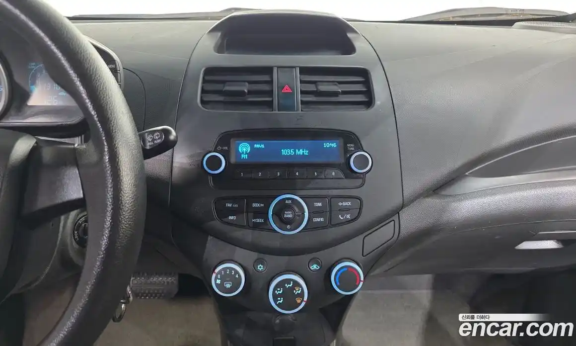 Chevrolet Spark 2014 1.0 Автомат в Москве № 202765, фото 16