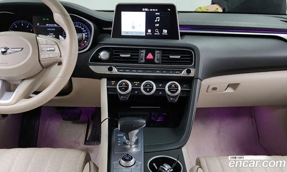 Genesis G70 2018 2.0 Автомат в Москве № 207255, фото 9