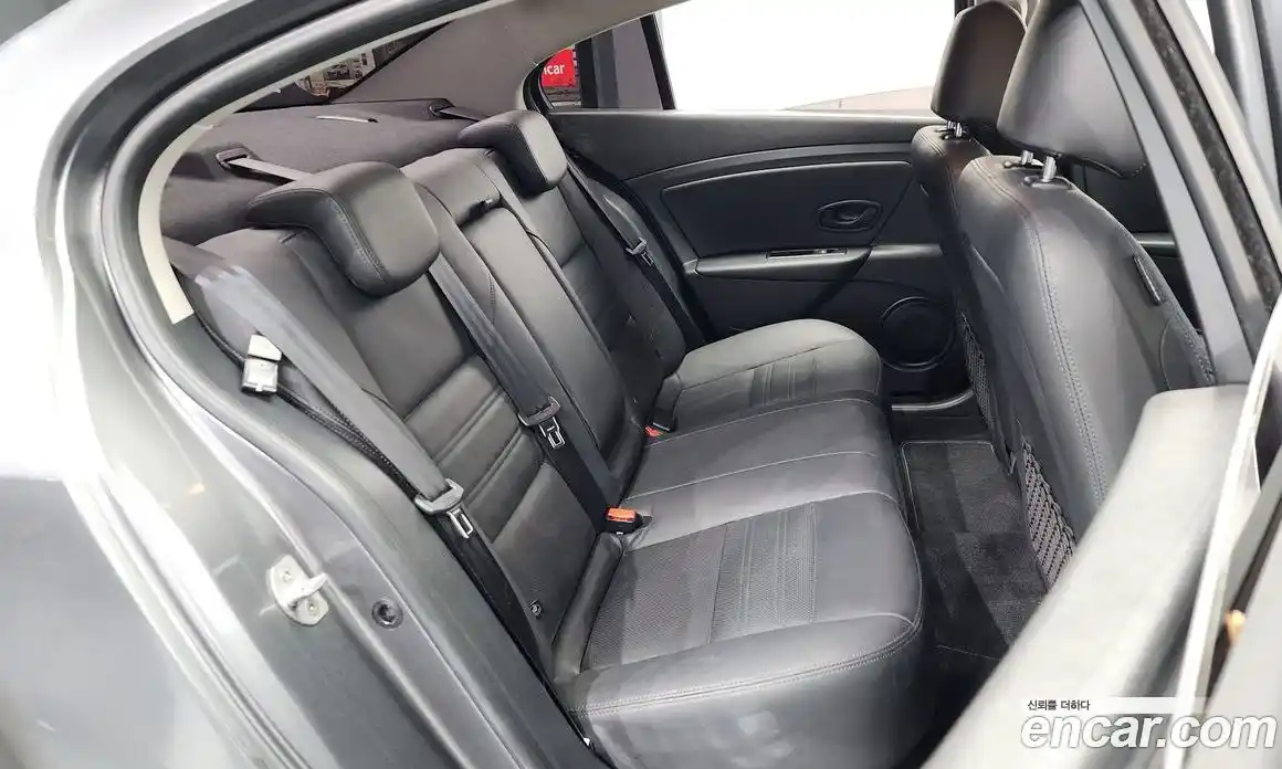 Renault SM3 2019 1.6 Автомат в Москве № 207276, фото 15