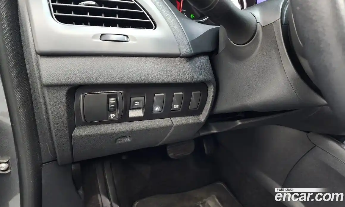 Renault SM3 2019 1.6 Автомат в Москве № 207276, фото 18