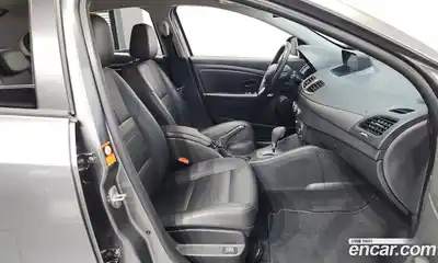 Renault SM3 2019 1.6 Автомат в Москве № 207276, миниатюра 2