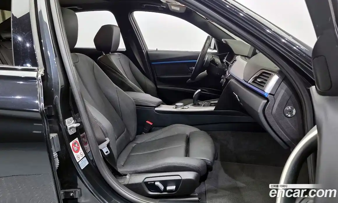 BMW 3-Series 2017 2.0 Автомат в Москве № 211483, фото 19