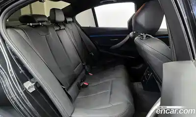 BMW 3-Series 2017 2.0 Автомат в Москве № 211483, миниатюра 2