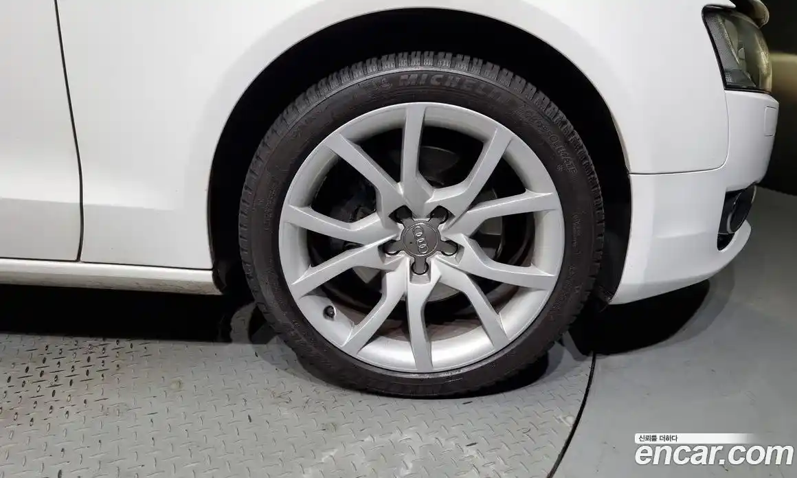 Audi A5 2009 2.0 Автомат в Москве № 211743, фото 11