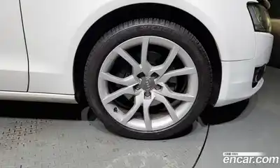 Audi A5 2009 2.0 Автомат в Москве № 211743, миниатюра 11