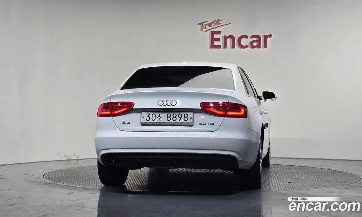 Audi A4 2014 2.0 Автомат в Москве № 212522, фото 13