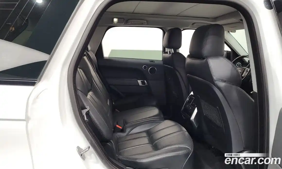 Land Rover Range-Rover Sport 2014 3.0 Автомат в Москве № 213486, фото 18