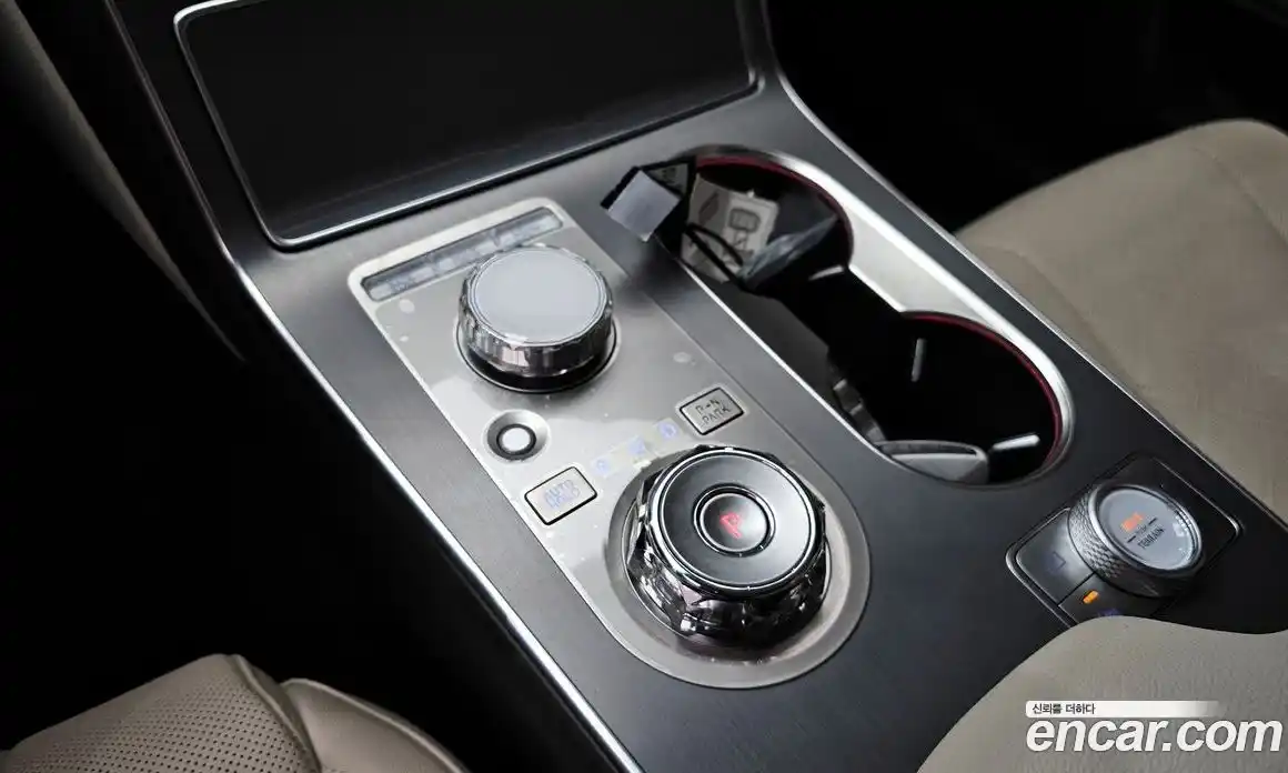 Genesis GV80 2024 2.5 Автомат в Москве № 21440, фото 13