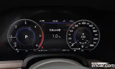 Volkswagen Touareg 2023 3.0 Автомат в Москве № 215094, миниатюра 2