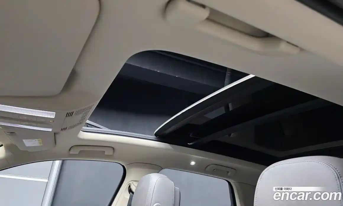 Volkswagen Touareg 2023 3.0 Автомат в Москве № 215094, фото 3