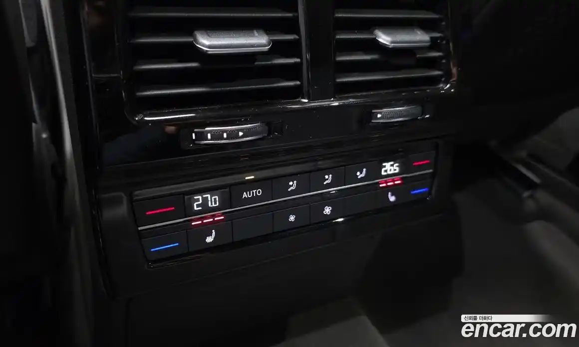 Volkswagen Touareg 2023 3.0 Автомат в Москве № 215094, фото 5