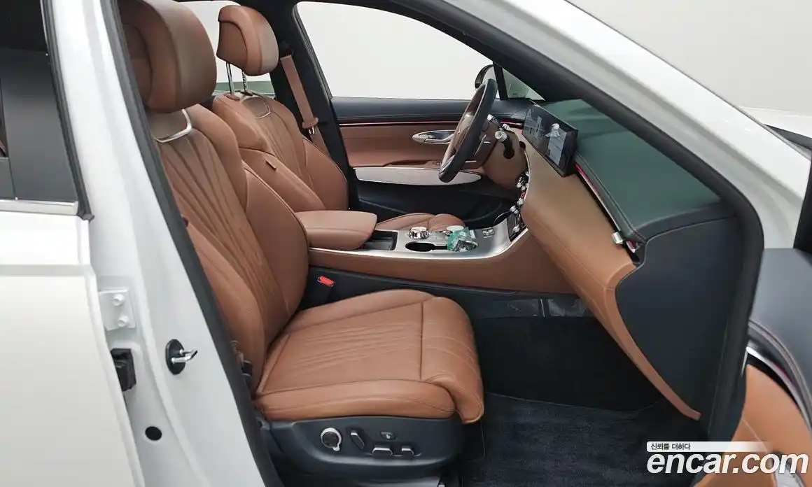 Genesis GV70 2025 2.5 Автомат в Москве № 21771, фото 18