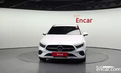 Mercedes-Benz A-Class 2024 2.0 Автомат в Москве № 218628, миниатюра 12