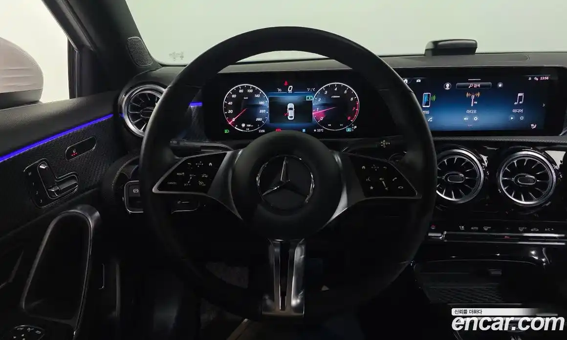 Mercedes-Benz A-Class 2024 2.0 Автомат в Москве № 218628, фото 14