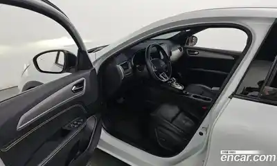 Renault XM3 2024 1.6 Автомат в Москве № 221331, миниатюра 9