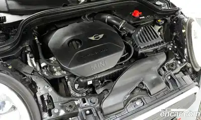 Mini Cooper 2018 1.5 Автомат в Москве № 223090, миниатюра 5