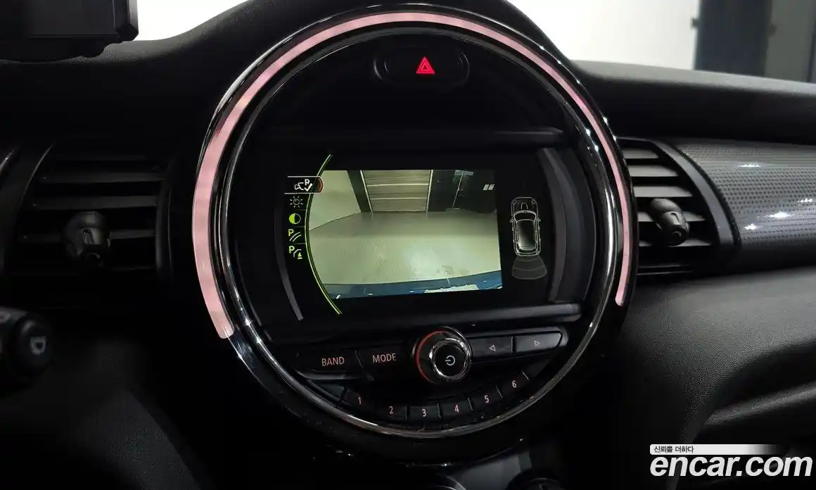 Mini Cooper 2018 1.5 Автомат в Москве № 223090, фото 8