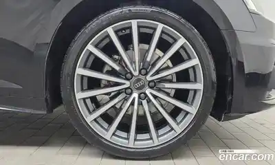 Audi A5 2023 2.0 Автомат в Москве № 229806, миниатюра 3