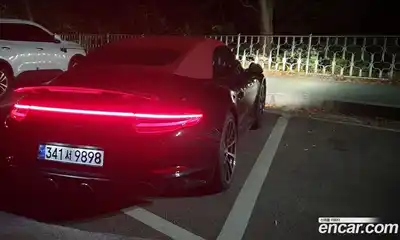 Porsche 911, 2017