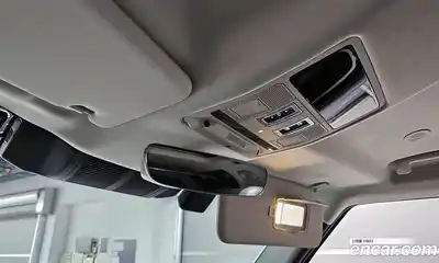 Land Rover Defender 2023 3.0 Автомат в Москве № 231141, миниатюра 12