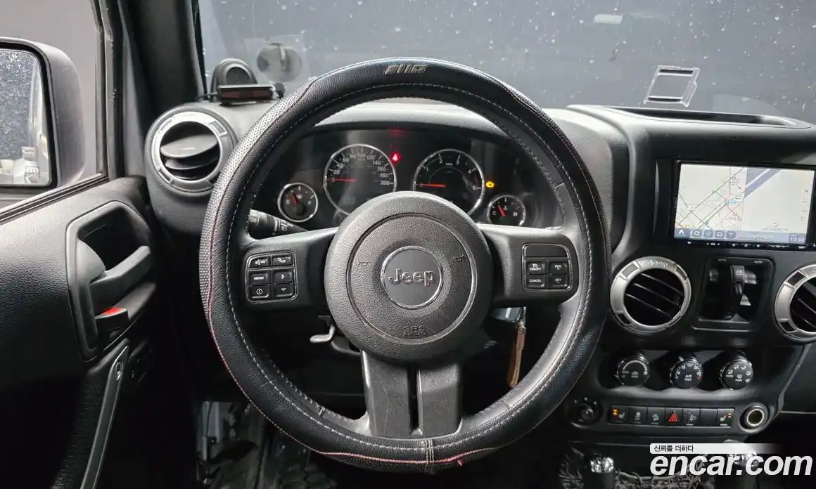 Jeep Wrangler 2013 2.8 Автомат в Москве № 232747, фото 17