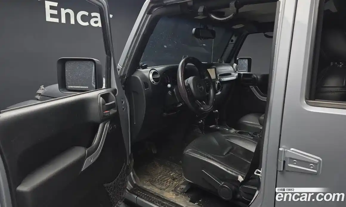 Jeep Wrangler 2013 2.8 Автомат в Москве № 232747, фото 20