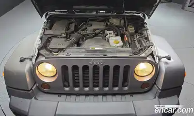 Jeep Wrangler 2013 2.8 Автомат в Москве № 232747, миниатюра 3