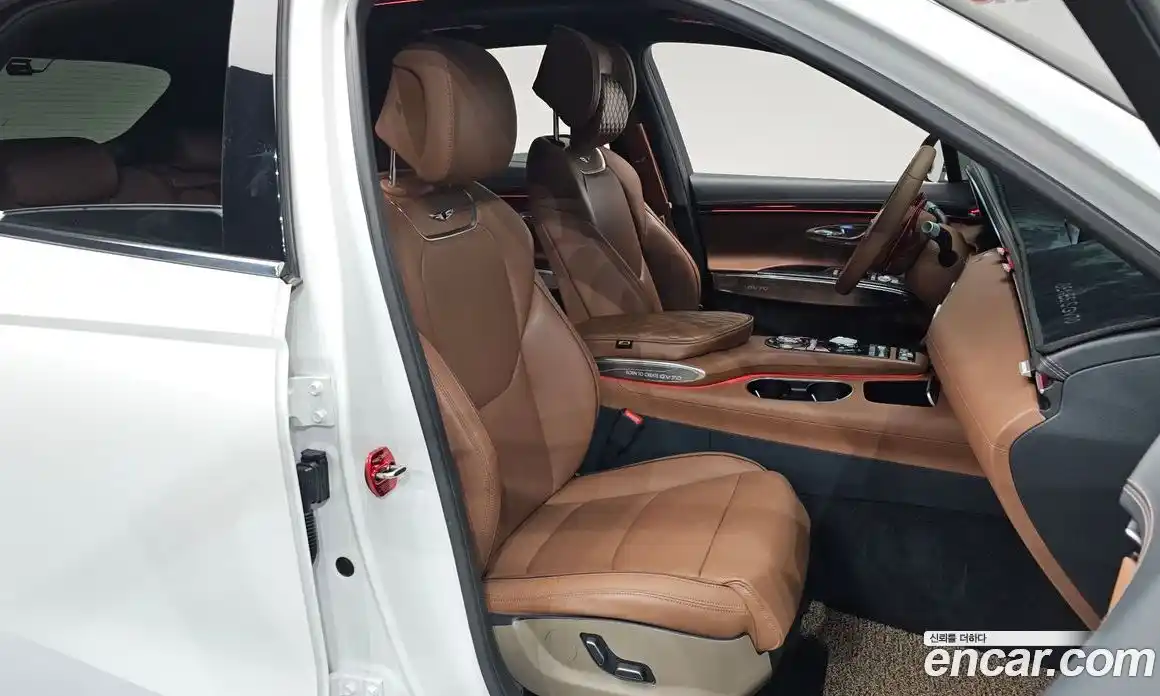 Genesis GV70 2022 2.2 Автомат в Москве № 23406, фото 14