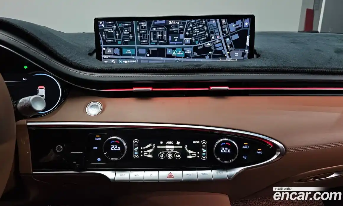 Genesis GV70 2022 2.2 Автомат в Москве № 23406, фото 9