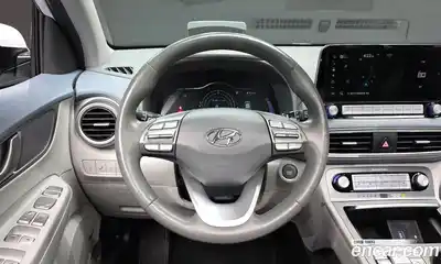 Hyundai Kona 2020 0.2 Автомат в Москве № 2407, миниатюра 10