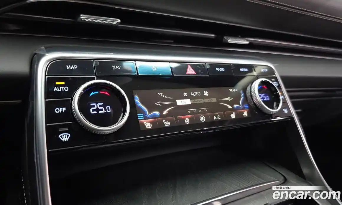 Genesis GV80 2023 2.5 Автомат в Москве № 24225, фото 20