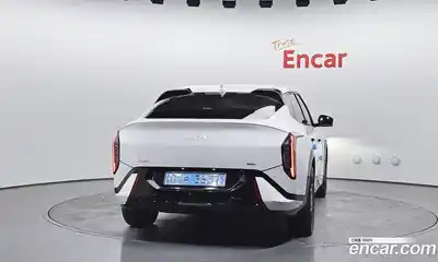 Kia EV4 2026 0.2 Автомат в Москве № 248775, миниатюра 3