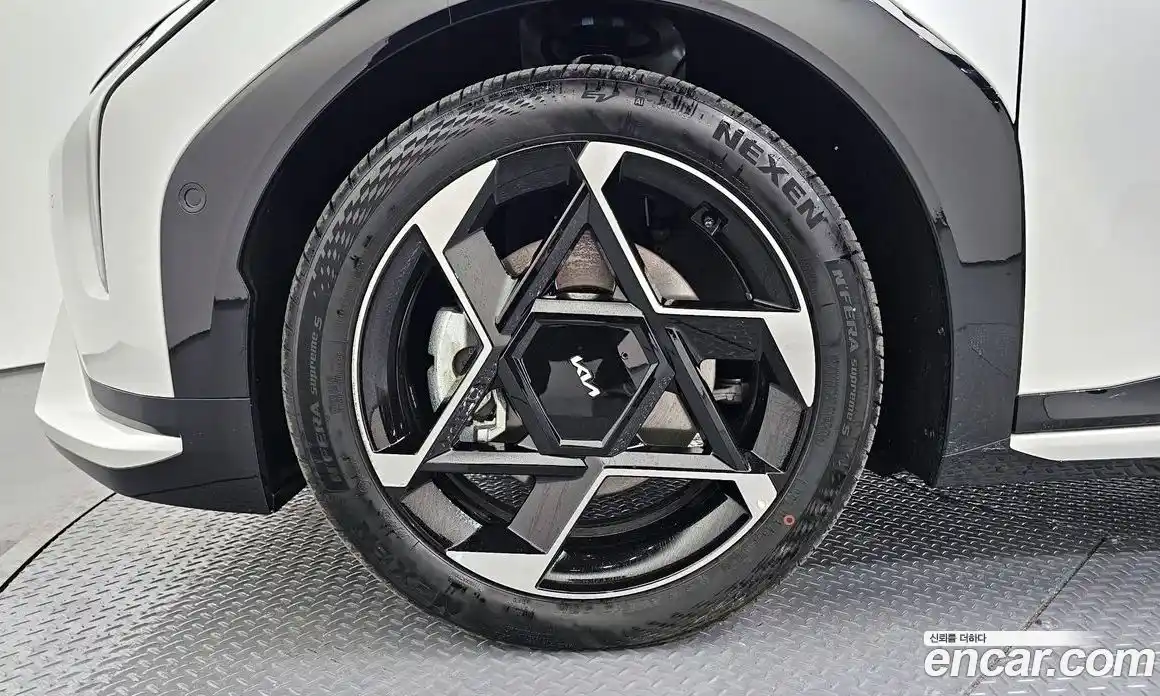 Kia EV4 2026 0.2 Автомат в Москве № 248775, фото 9