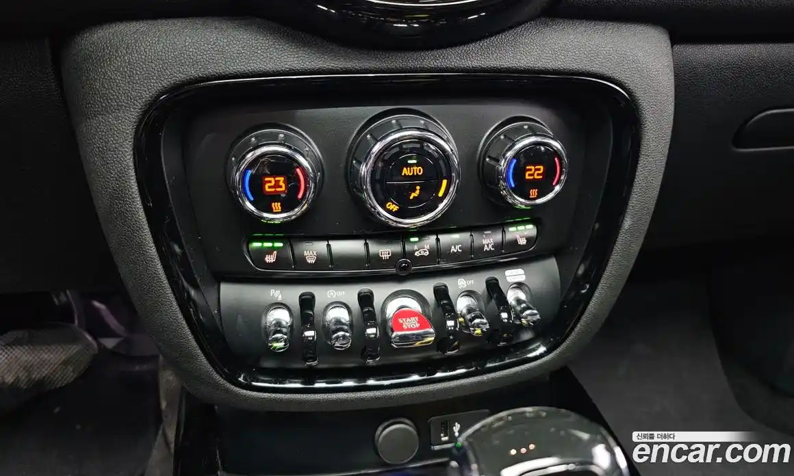 Mini Clubman 2019 2.0 Автомат в Москве № 253386, фото 9