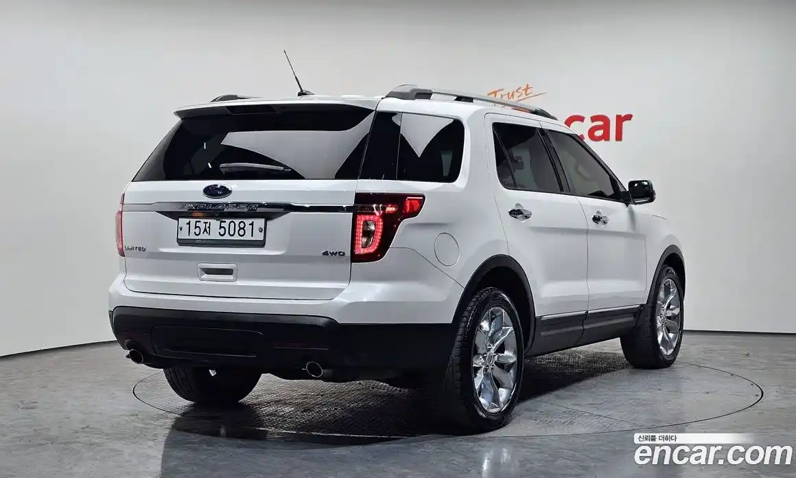 Ford Explorer 2014 3.5 Автомат в Москве № 281357, фото 18