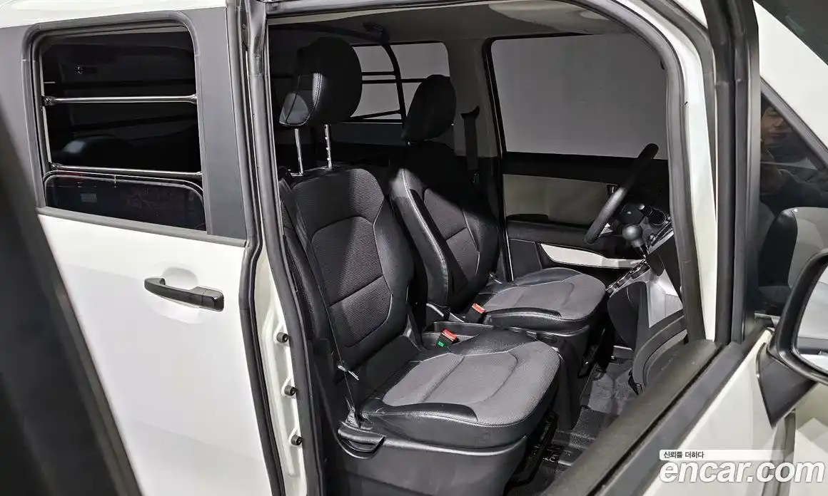 Kia Ray 2022 1.0 Автомат в Москве № 287685, фото 11